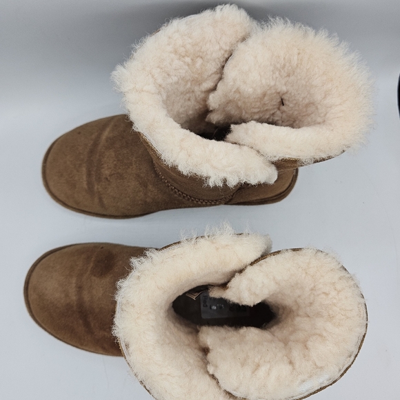 Bearpaw Abigail suede sherpa lined boots size 8 - Picture 11 of 16